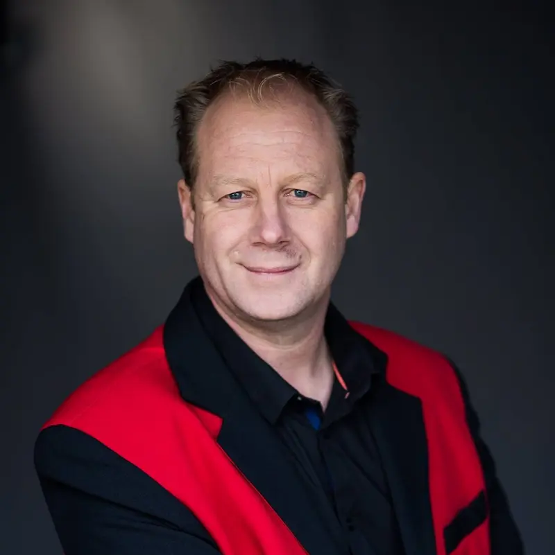 la magie de Charles : magicien , spectacles enfants , close-up , sculpteur de ballons dans le sud de la France