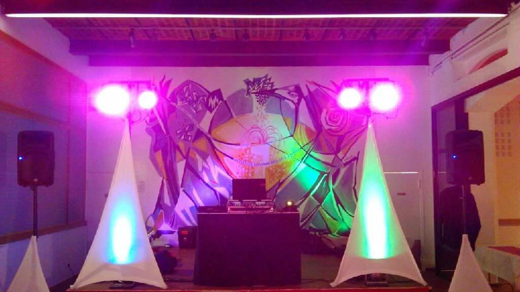 SULPTURE-SUR-BALLONS animation pour enfants